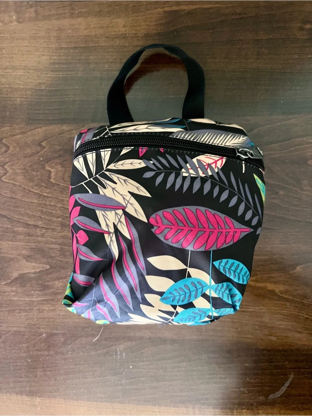 New- Never used. Floral Leaf Print lightweight packable Backpack - Black/Multi